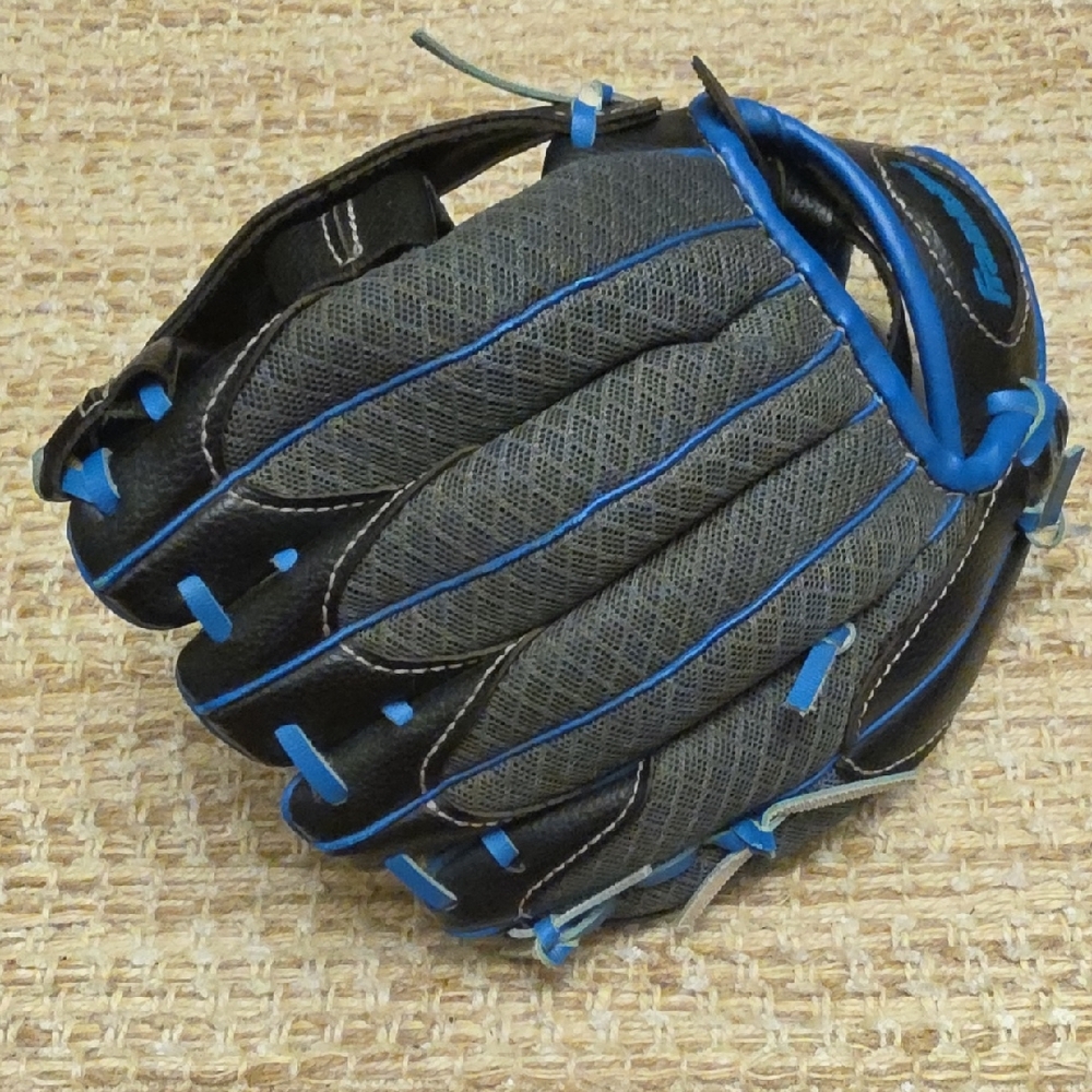 Boys Franklin Baseball Glove